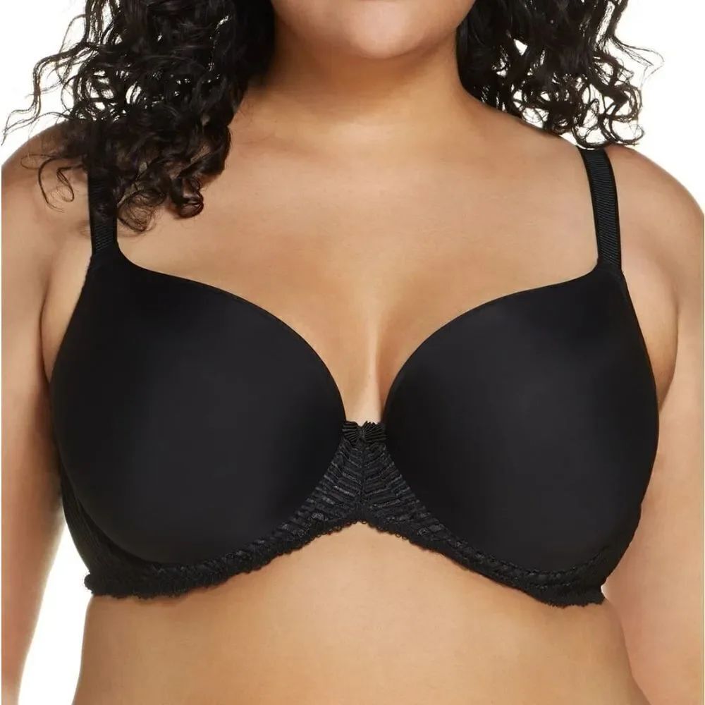Wacoal La Femme Molded Underwire Bra